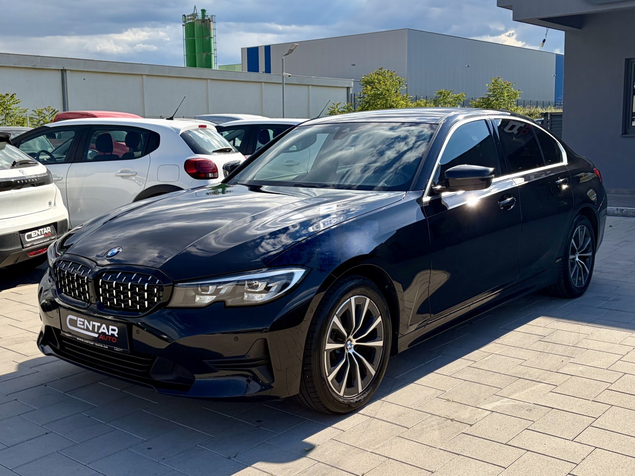 BMW 318 2021 2.0 d BUSINESS VIRTUAL