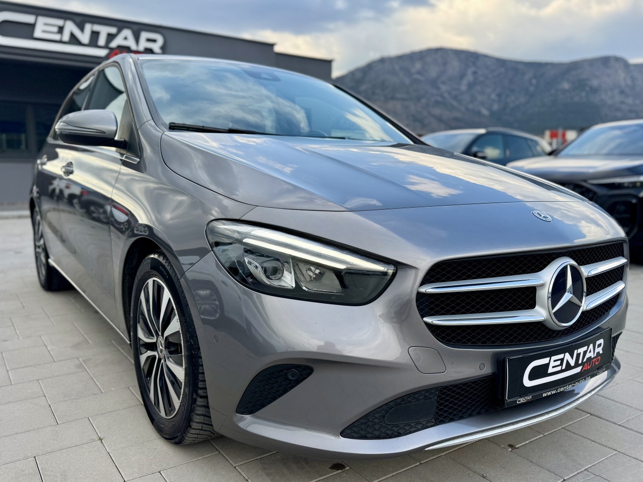 Mercedes-Benz B 2021 2.0 BUSINESS LINE BLIND SPOT