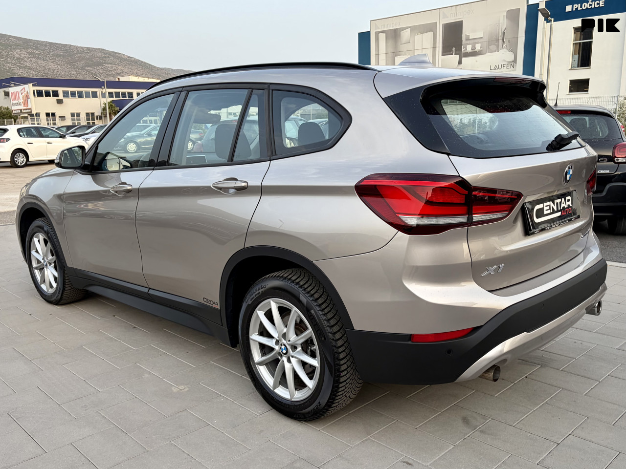 BMW X1 2022 2.0 18d BUSINESS ADVANTAGE LED