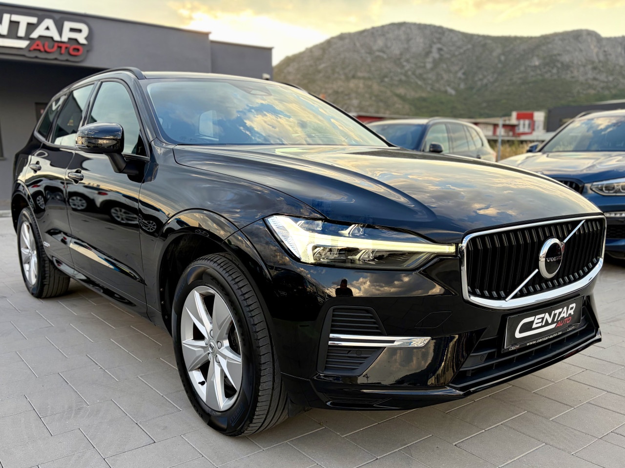 Volvo XC 60 2021 B4 AWD 4x4 BUSINESS LED
