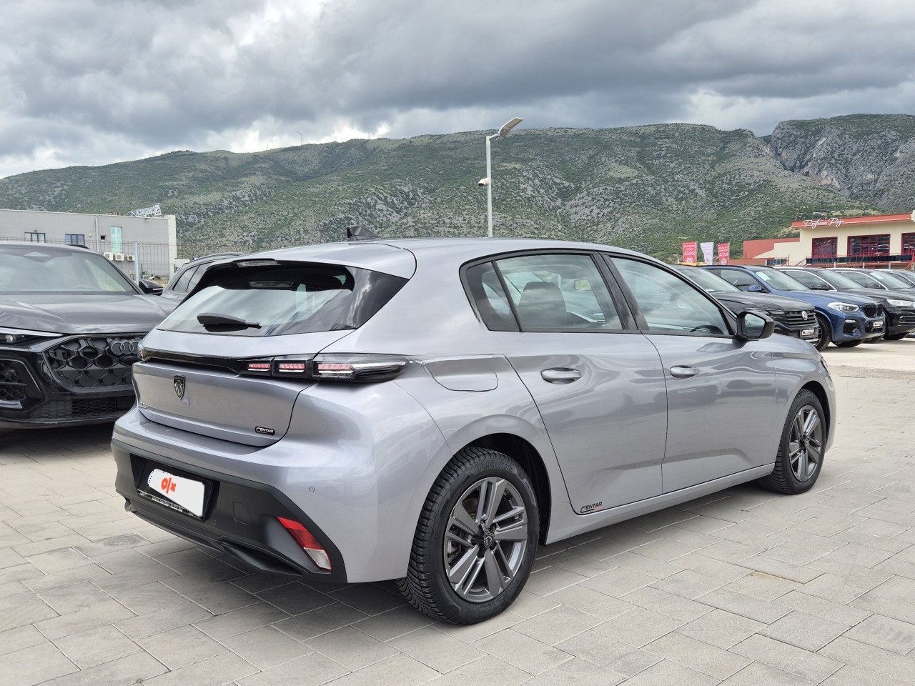 Peugeot 308 2022 1.5 BlueHDI 130ks NOVI MODEL