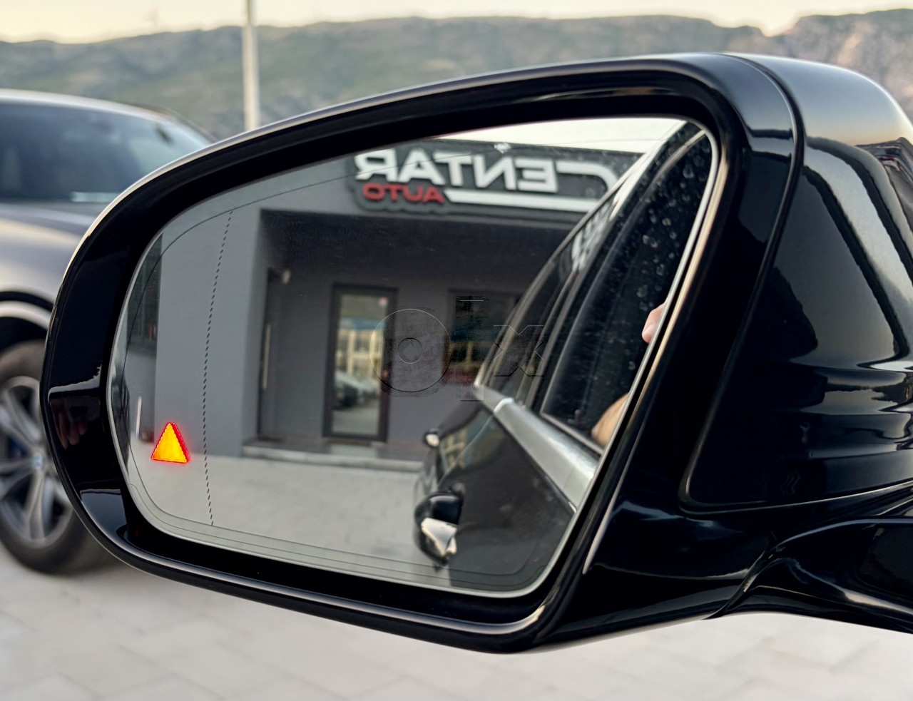 Mercedes-Benz E 220 2022 2.0 D AMG LINE BLIND SPOT AMBIENT
