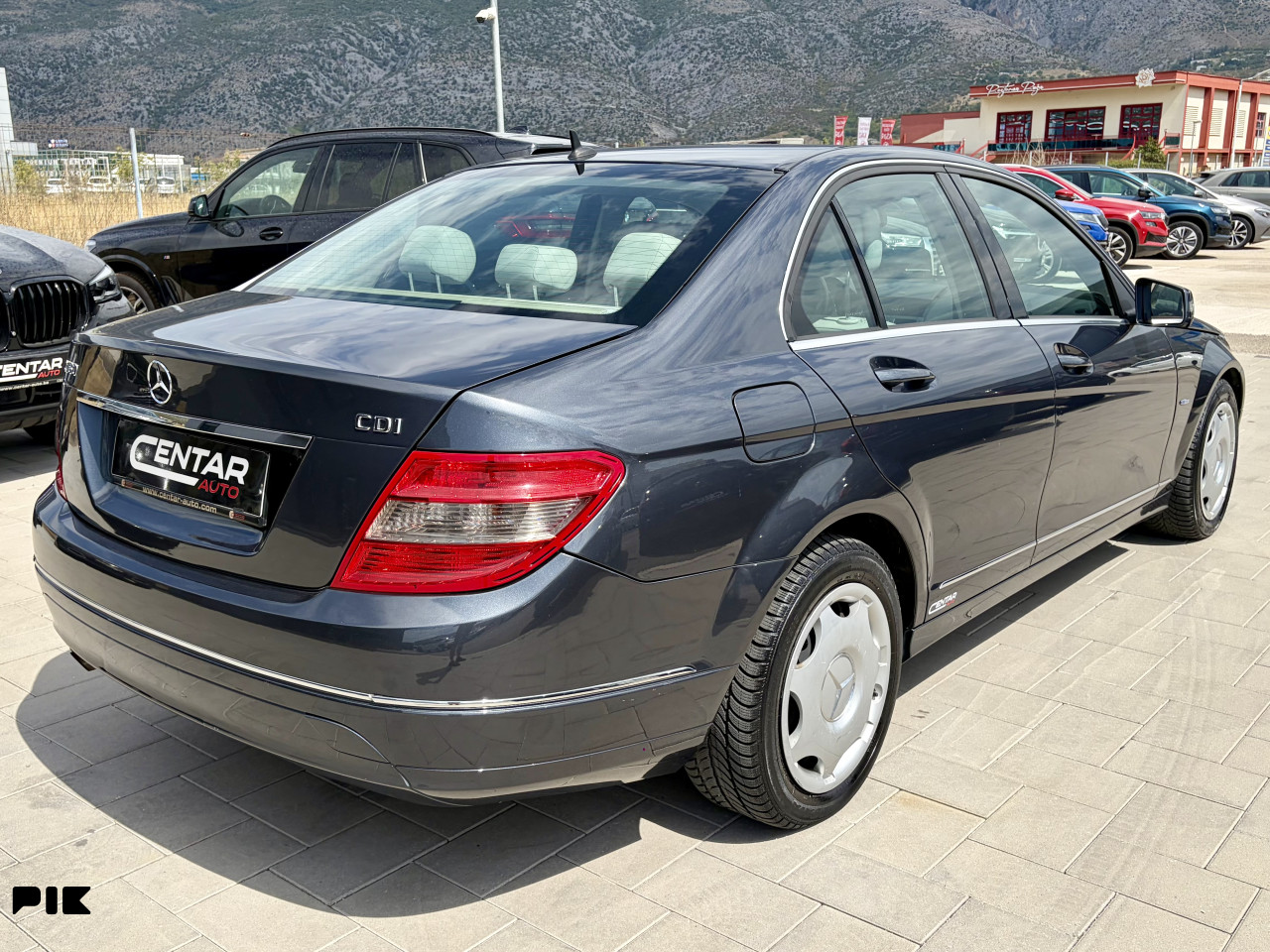 Mercedes-Benz C 180 2010 2.2 D