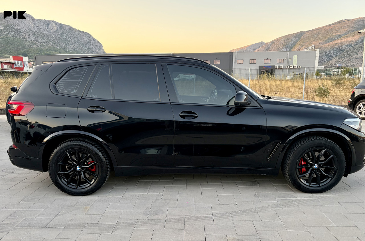 BMW X5 2020 3.0 D X-DRIVE X-LINE BLACK LINE 360 7 sjedišta