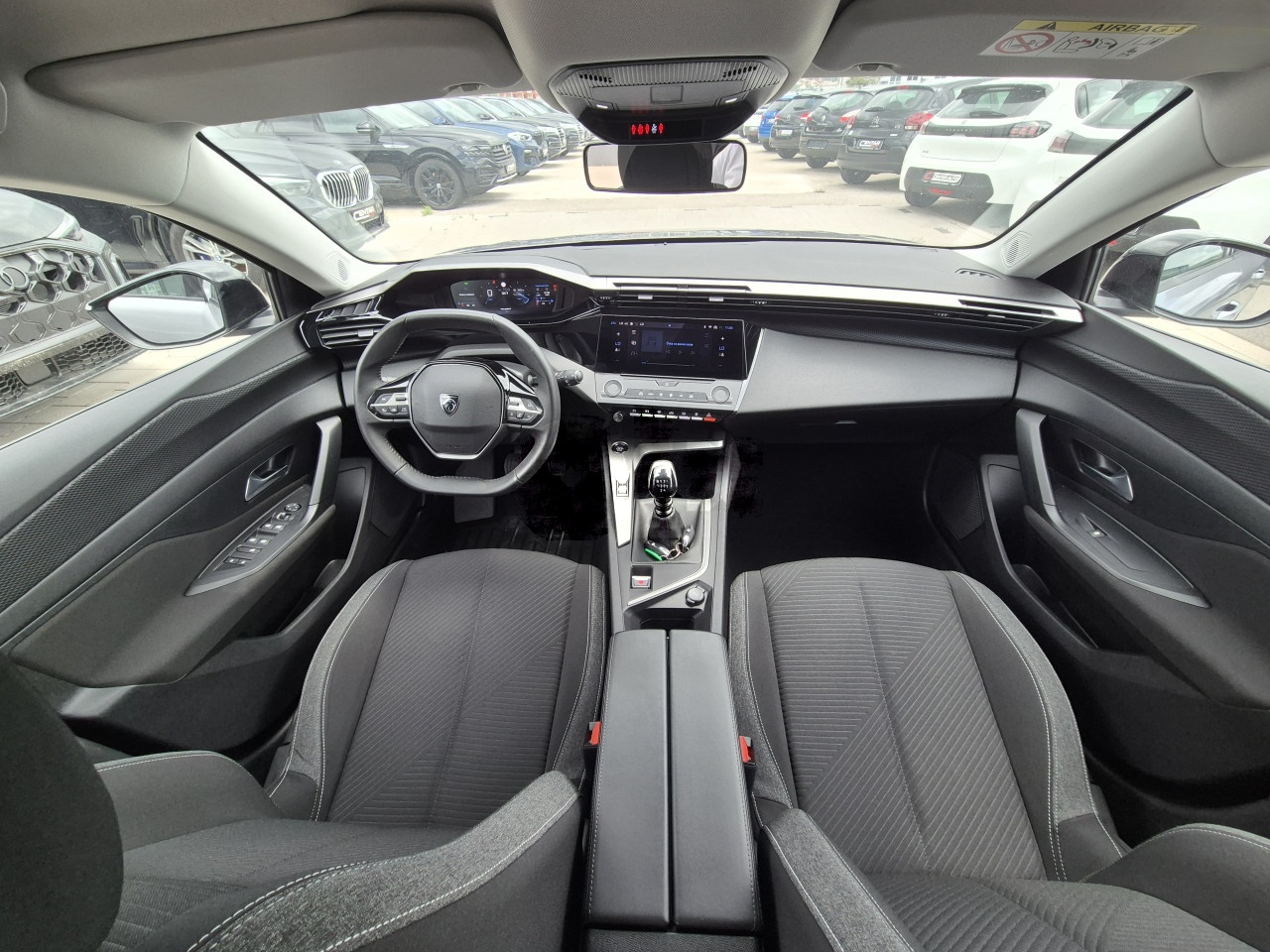 Peugeot 308 2022 1.5 BlueHDI 130ks NOVI MODEL