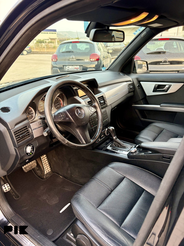 Mercedes-Benz GLK 220 2009 2.2 D 4 MATIC