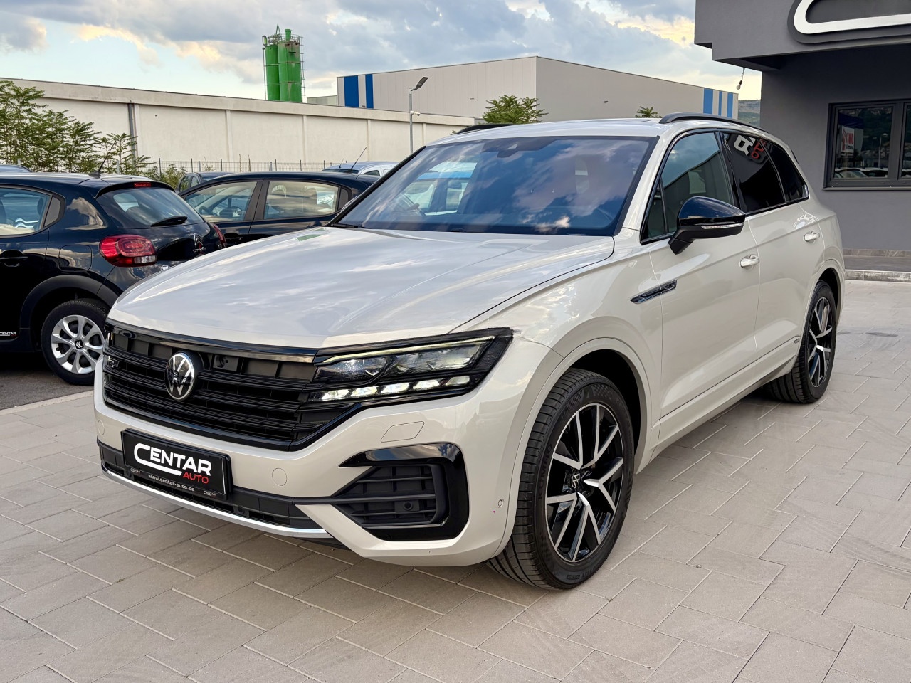 Volkswagen Touareg 2020 3.0 TDI 4x4 R-LINE BLACK STYLE H/Up