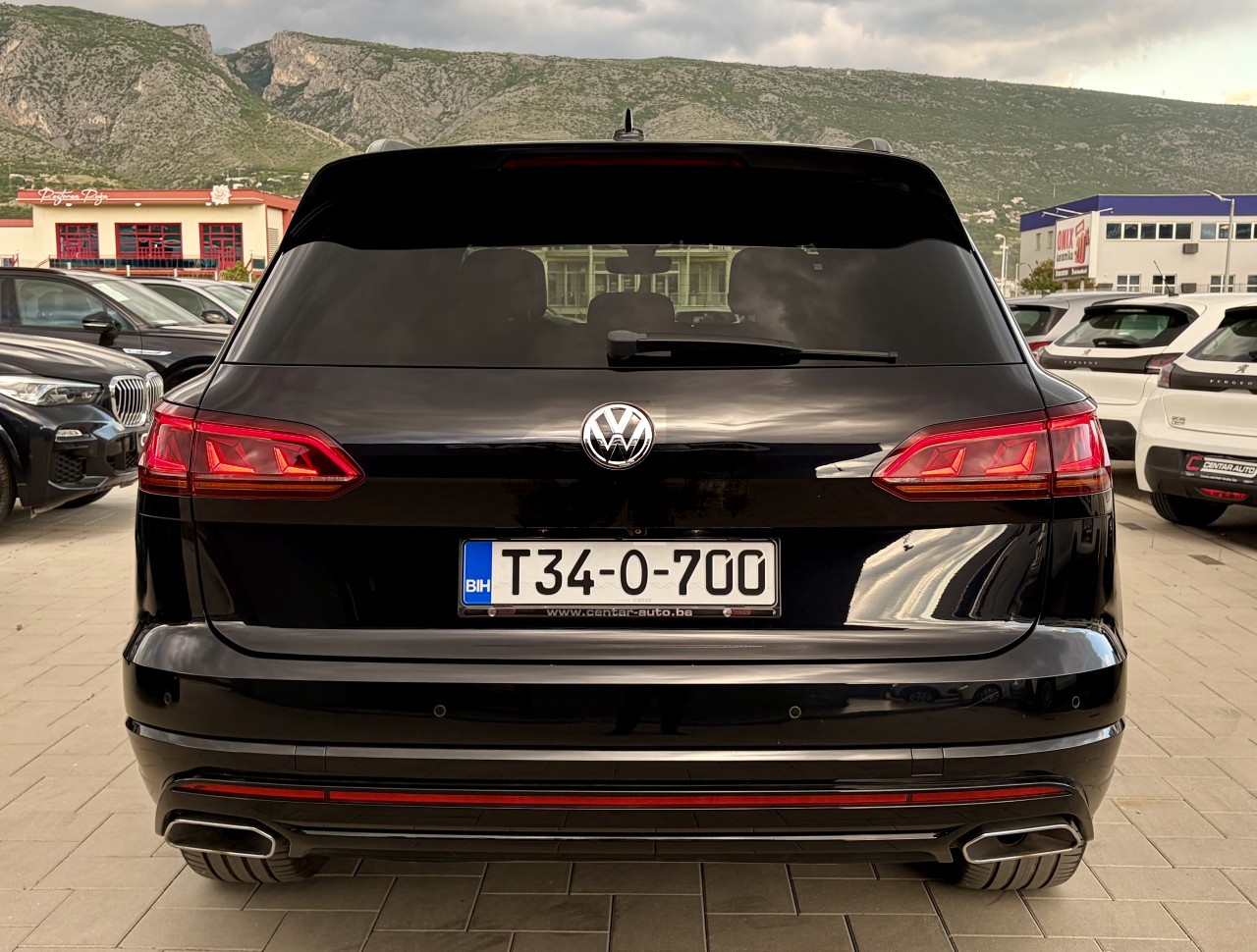 Volkswagen Touareg 3.0 TDI 4x4 R-LINE BLACK STYLE PANORAMA