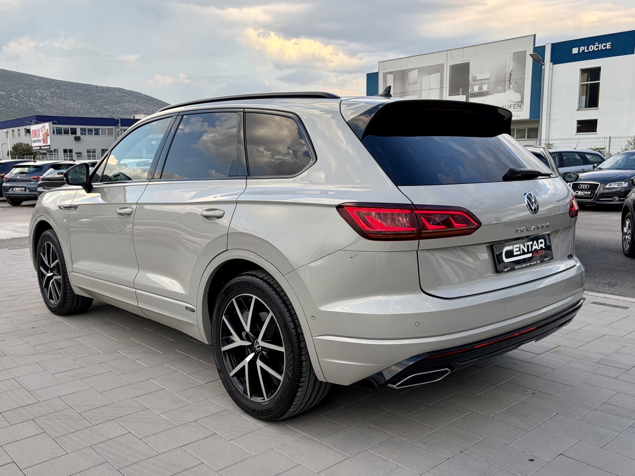 Volkswagen Touareg 2020 3.0 TDI 4x4 R-LINE BLACK STYLE H/Up