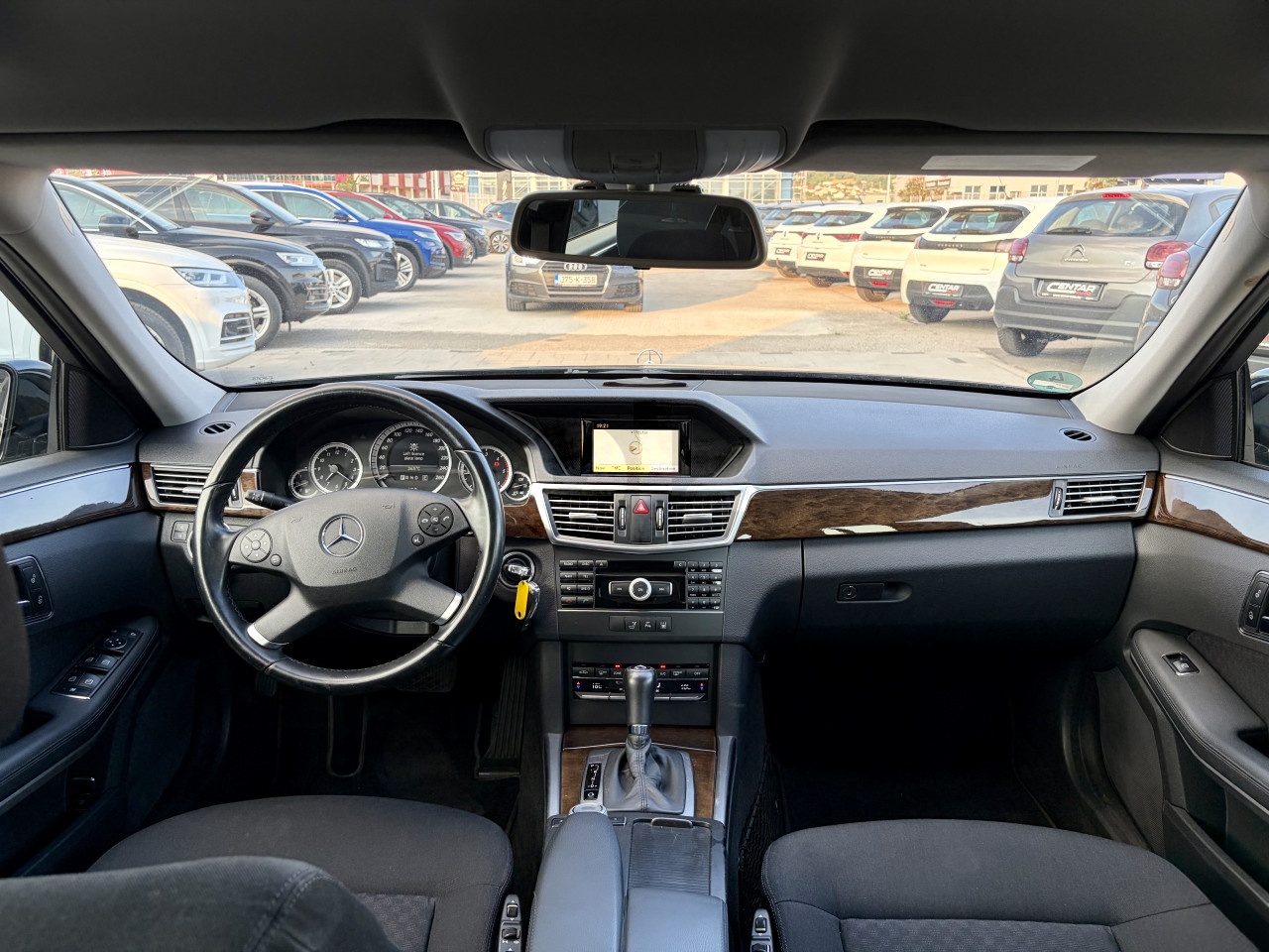 Mercedes-Benz E 220 2010 2.2 D NAVI AUTOMATIK UVOZ