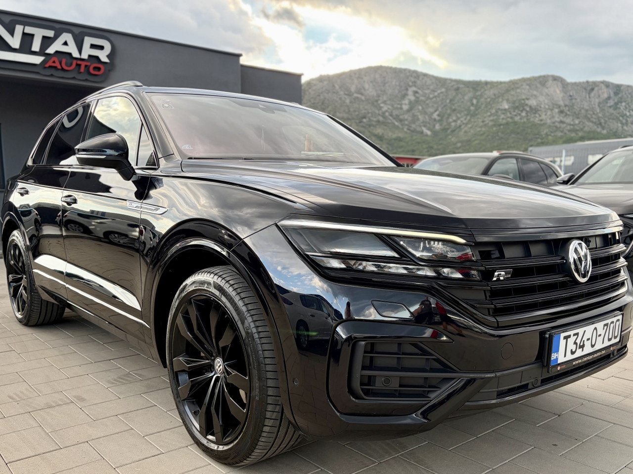 Volkswagen Touareg 3.0 TDI 4x4 R-LINE BLACK STYLE PANORAMA