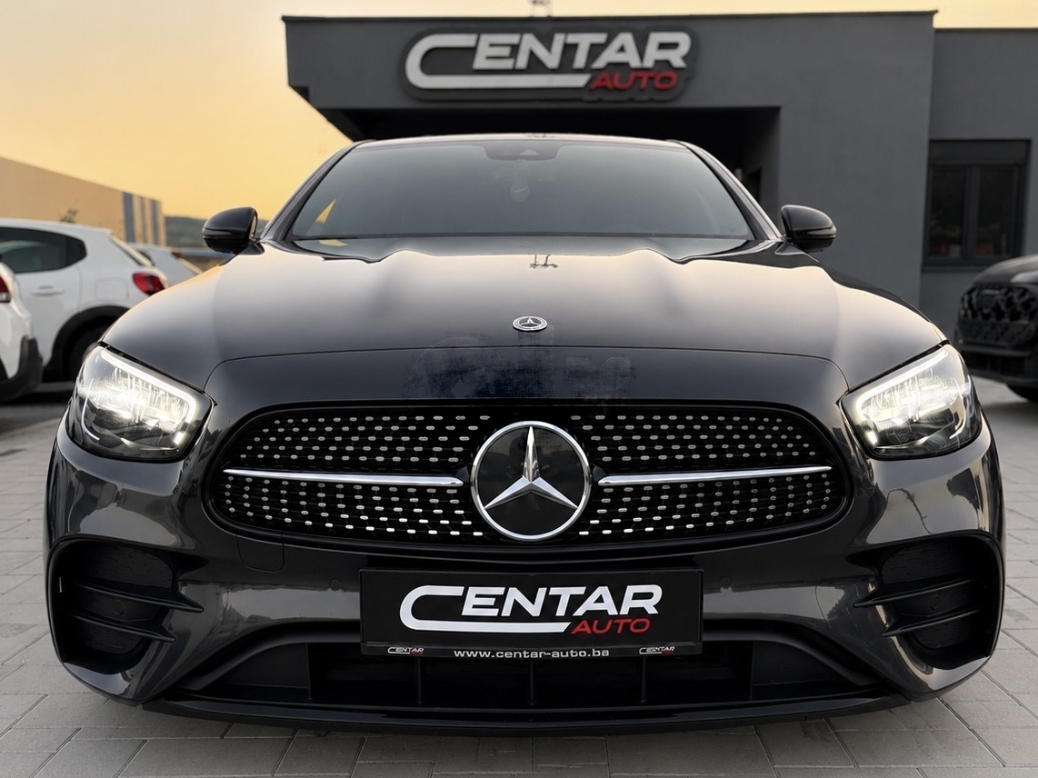 Mercedes-Benz E 220 2022 2.0 D AMG LINE BLIND SPOT AMBIENT