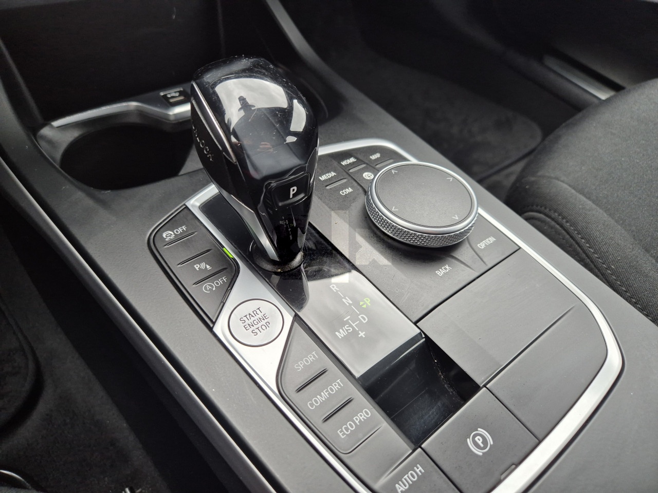 BMW 116 D 2021 ADVANTAGE Full LED Novi Model