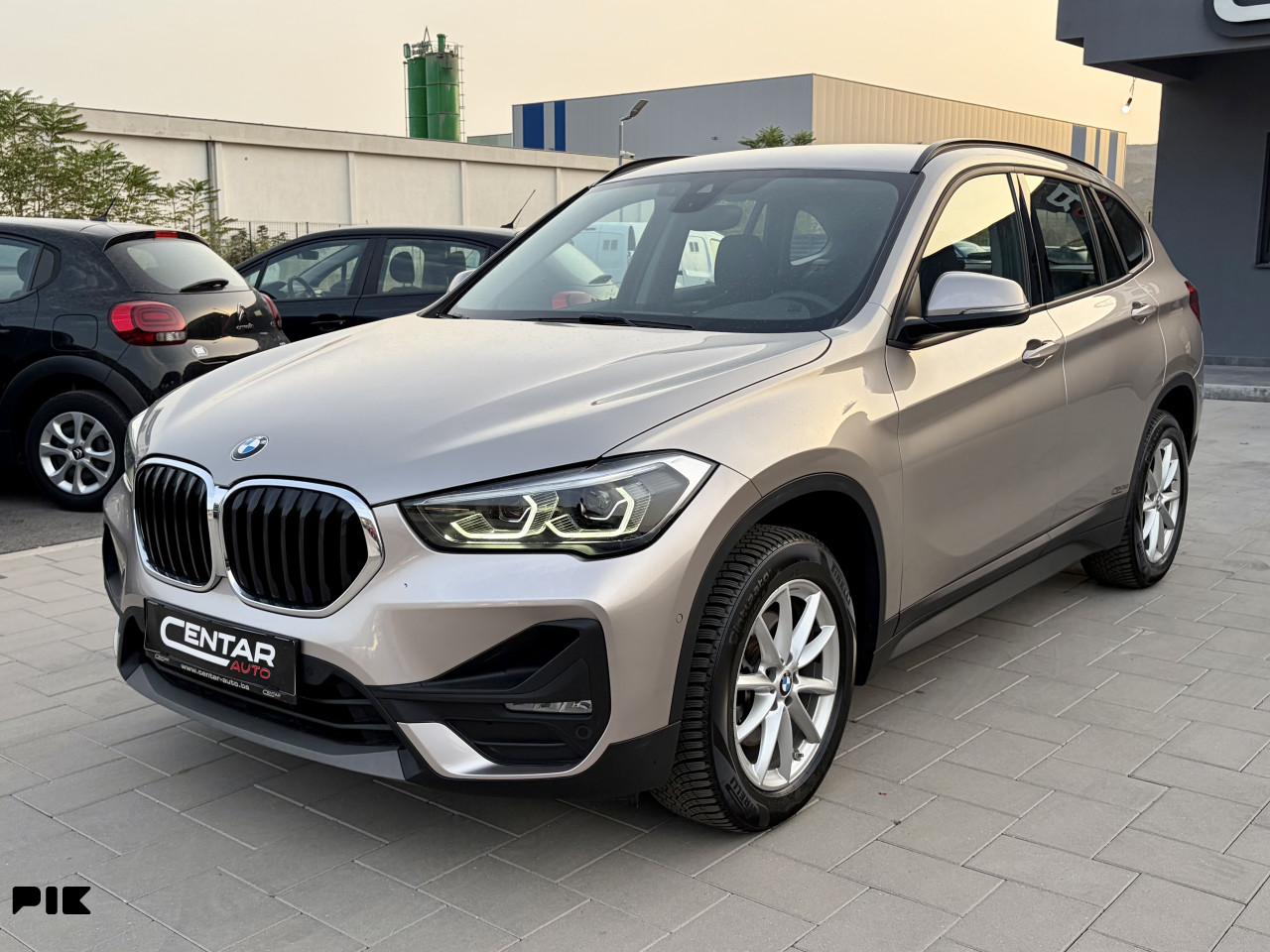 BMW X1 2022 2.0 18d BUSINESS ADVANTAGE LED