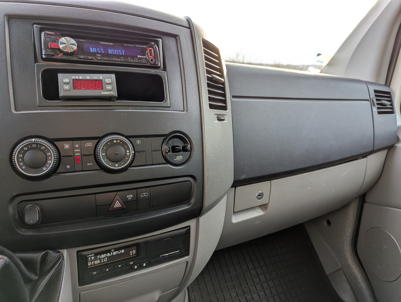 Mercedes-Benz Sprinter 513 CDI Hladnjaca Model 2014