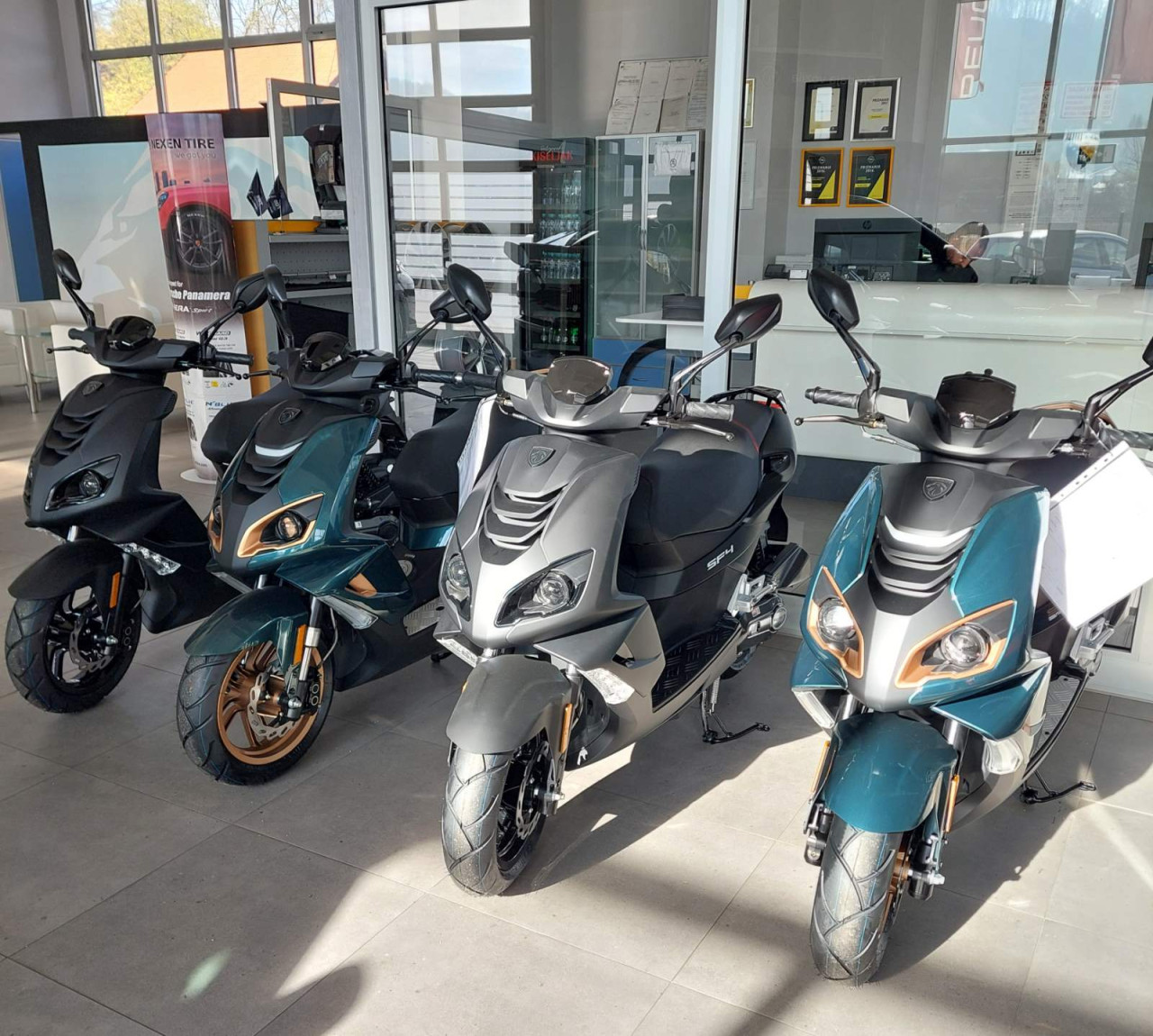 Novo - Peugeot SPEEDFIGHT 4 Skuter 50 ccm  49
