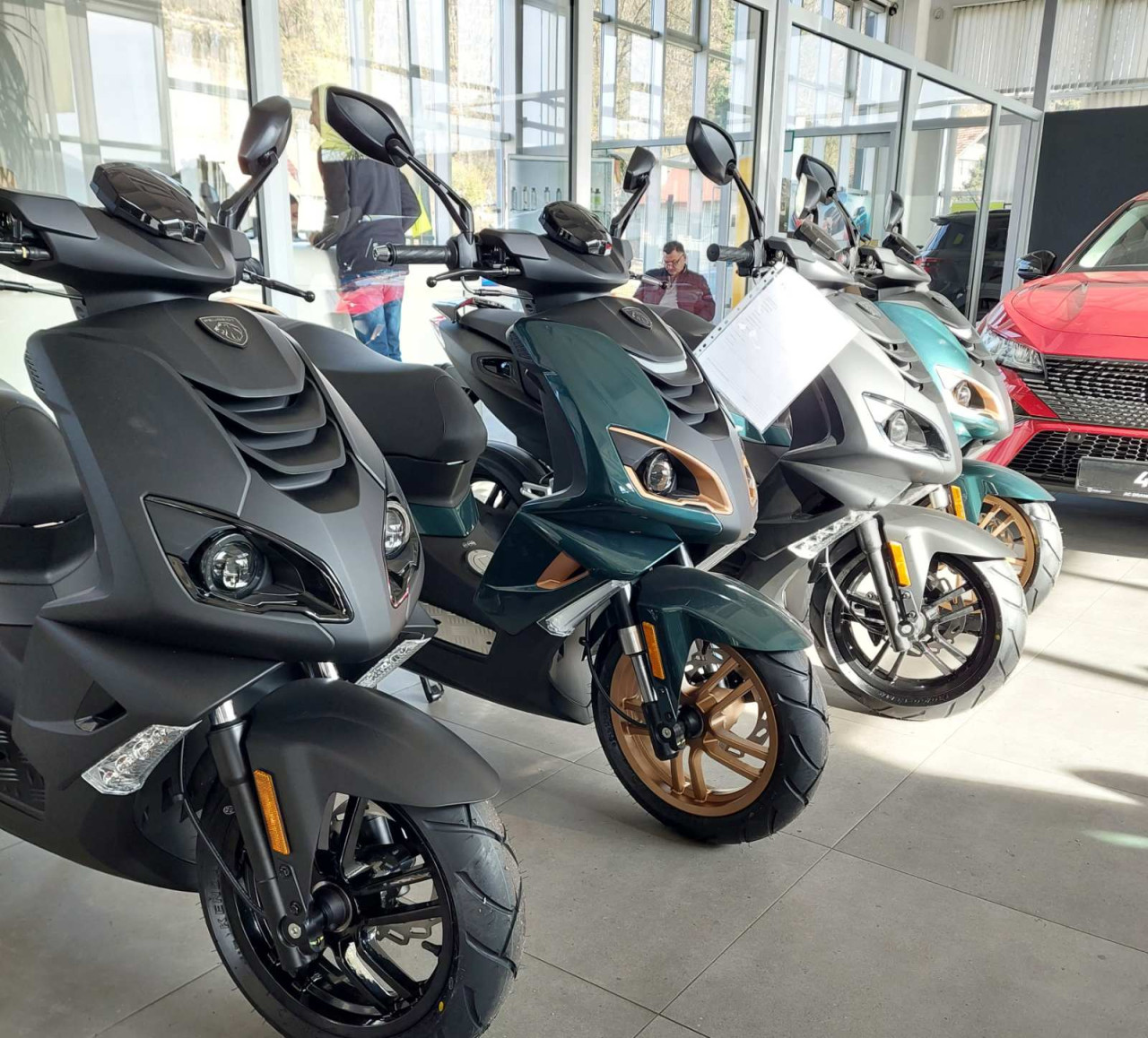 Novo - Peugeot SPEEDFIGHT 4 Skuter 50 ccm  49