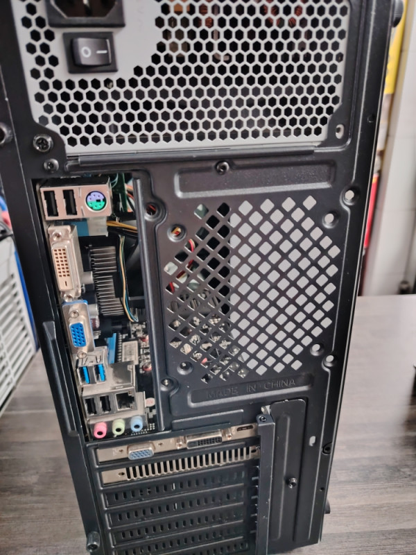 Gaming PC / i7 / 12GB RAM / SSD + HDD / Windows 11 Pro
