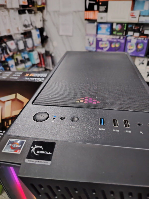 GAMING PC RAČUNAR RYZEN 5 5600X RAM 16GB SSD 1TB RTX 5060