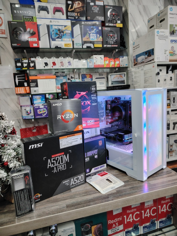 GAMING PC RAČUNAR Ryzen 5 5500 AMD SSD 1TB RAM 16GB RX580