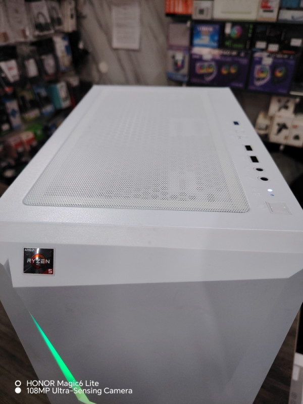 GAMING PC RAČUNAR RYZEN 5 3600 RAM 16GB SSD500GB
