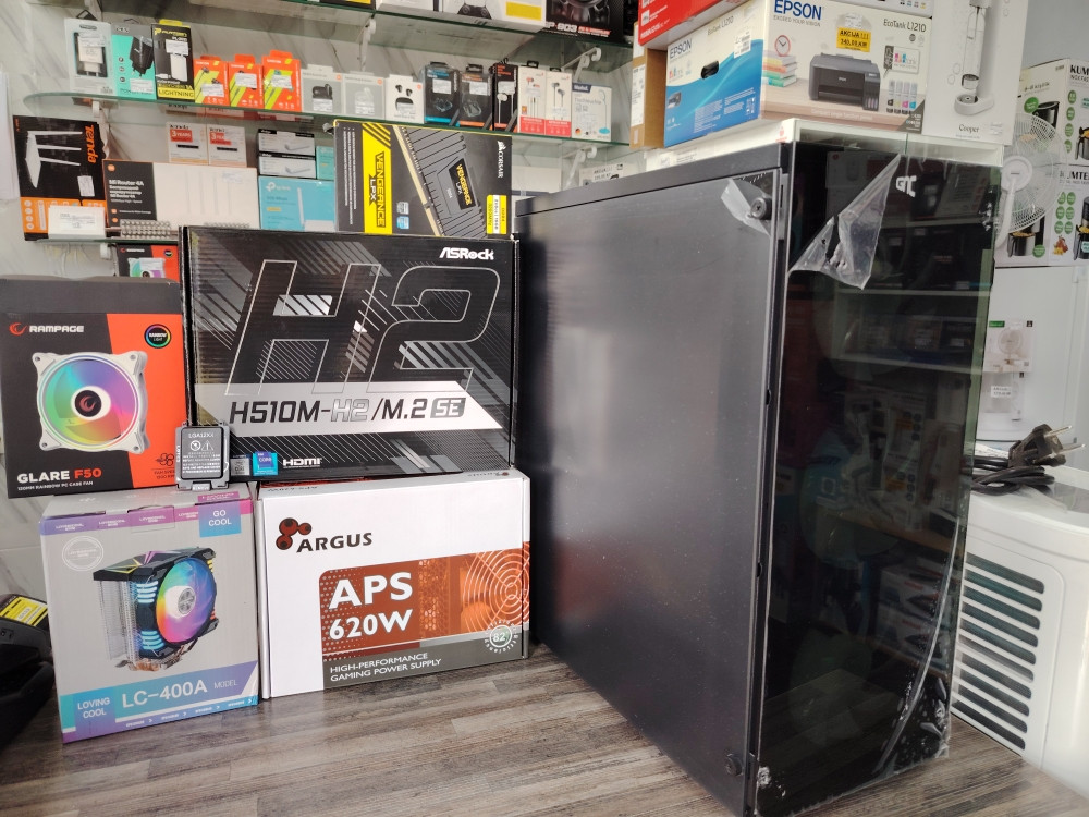 GAMING PC RAČUNAR i5 10th gen  10400 6600XT 16GB SSD 1 TB NMVe2