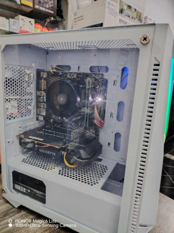GAMING PC RAČUNAR RYZEN 5 3600 RAM 16GB SSD500GB