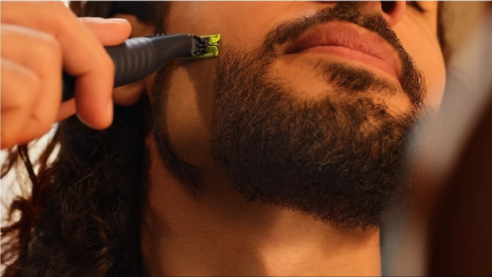 PHILIPS aparat za brijanje OneBlade QP1424/10