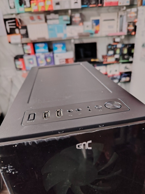 Gaming PC / i7 / 12GB RAM / SSD + HDD / Windows 11 Pro