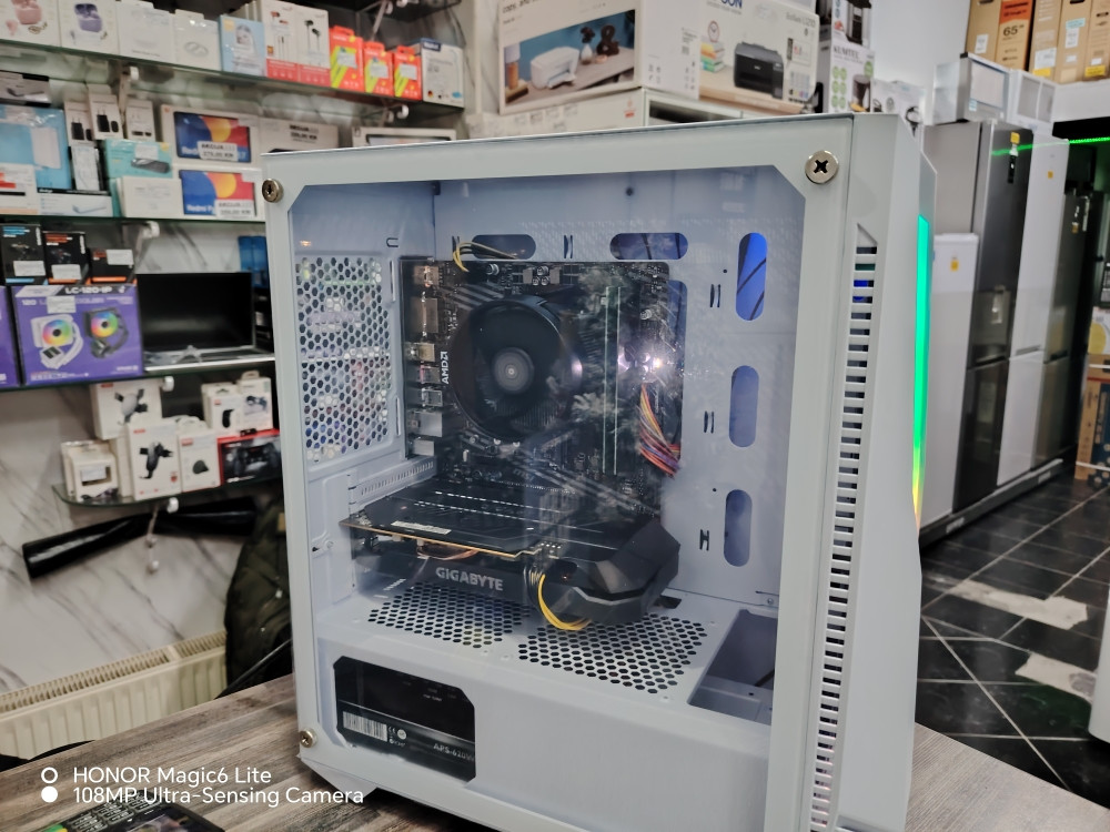 GAMING PC RAČUNAR RYZEN 5 3600 RAM 16GB SSD500GB