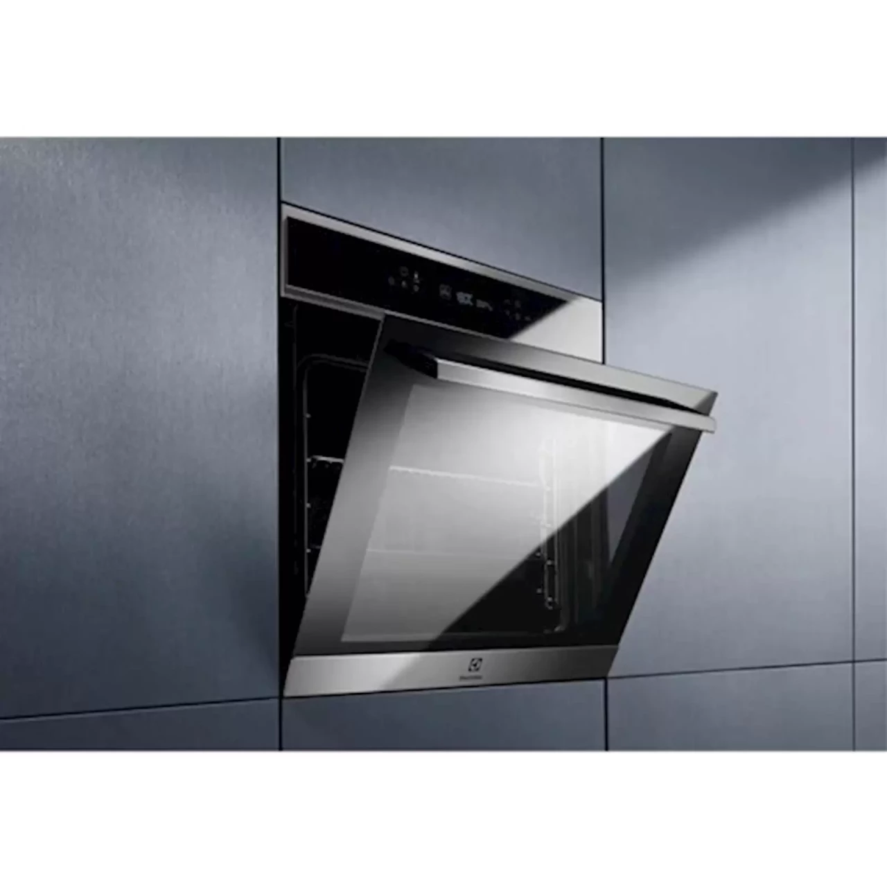 ELEKTRIČNA PEĆNICA ELECTROLUX EOE7P31X