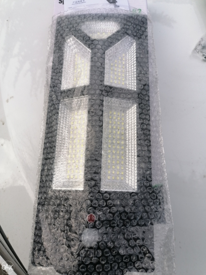 SOLARNI REFLEKTOR 240W